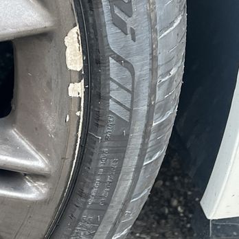 Road Runner Tires - DESTROYED the paint on my rim. Costing me $150 DO NOT BOTHER GOING HERE - Tires Near Me - The Bronx, New York Road Runner Tires - DESTROYED the paint on my rim. Costing me $150 DO NOT BOTHER GOING HERE - Tires Near Me - The Bronx, New York