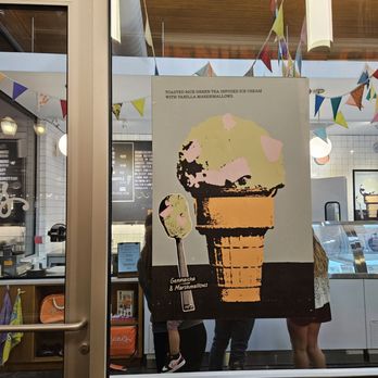 Jeni's Splendid Ice Creams - Window view, specialty flavor - Ice Cream & Frozen Yogurt Near Me - Charlotte, North Carolina