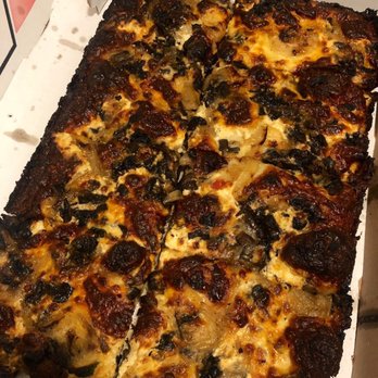 MAMA'S TOO! - Burnt Funghi pizza - Pizza Near Me - New York, New York
