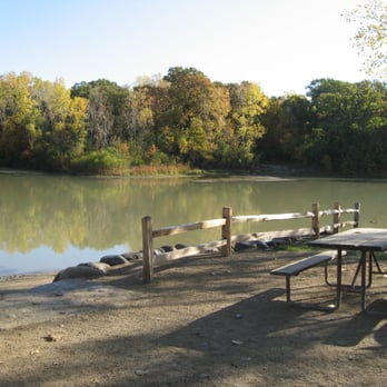 Prairie Wolf Off-Leash Dog Area - Dog Parks Near Me - Lake Forest, Illinois Prairie Wolf Off-Leash Dog Area - Dog Parks Near Me - Lake Forest, Illinois