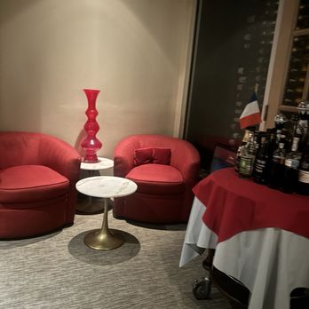Paris 7th - Corner sitting area for 2 - French Near Me - Fort Worth, Texas
