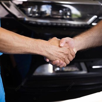 Quacked Windshield Repair - Windshield Installation & Repair Near Me - Surprise, Arizona Quacked Windshield Repair - Windshield Installation & Repair Near Me - Surprise, Arizona