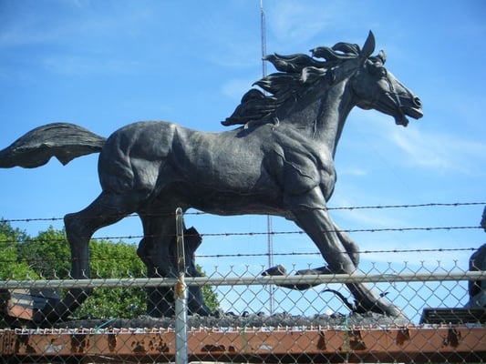 Aardvark Antiques by null