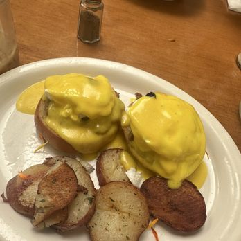 Humble Bee - Breakfast & Brunch Near Me - Northridge, California Humble Bee - Breakfast & Brunch Near Me - Northridge, California