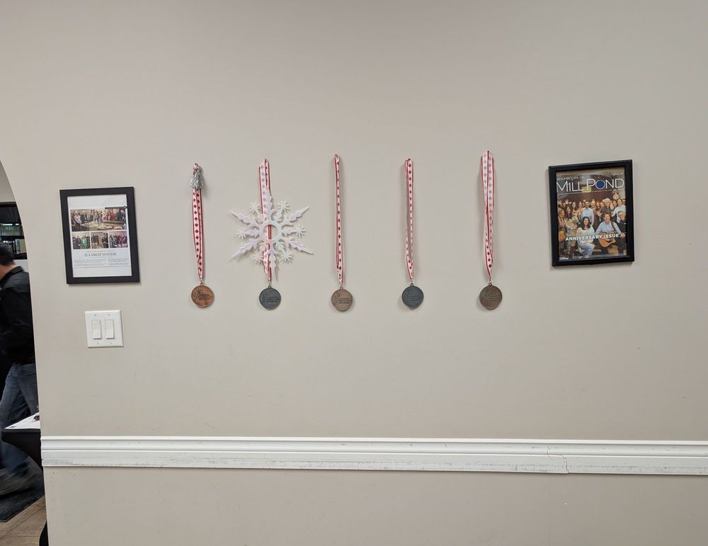 Vin Bon Richmond Hill Logo