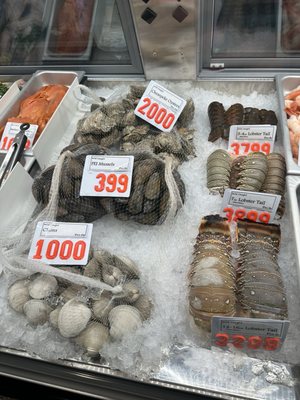FISHMONGERS SEAFOOD MARKET - Updated December 2025 - 75 Photos & 27 ...