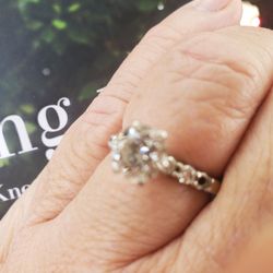 David Hayman Jewellers - Pic of that same tiny diamond lost a third time.
