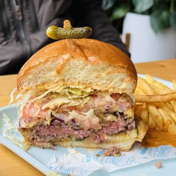 Lunch Box - a sandwich and fries on a plate - Burgers Near Me - Sebastopol, California Lunch Box - a sandwich and fries on a plate - Burgers Near Me - Sebastopol, California