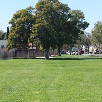 Jackson Park - Parks Near Me - Long Beach, California