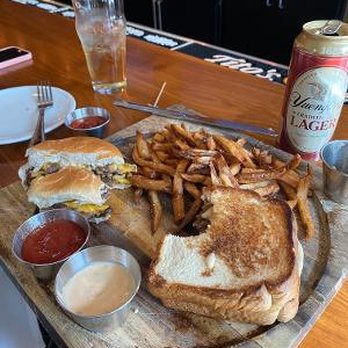 B2 Bistro + Bar - Very good burgers. No Yuengling on tap. - Cocktail Bars Near Me - Red Bank, New Jersey