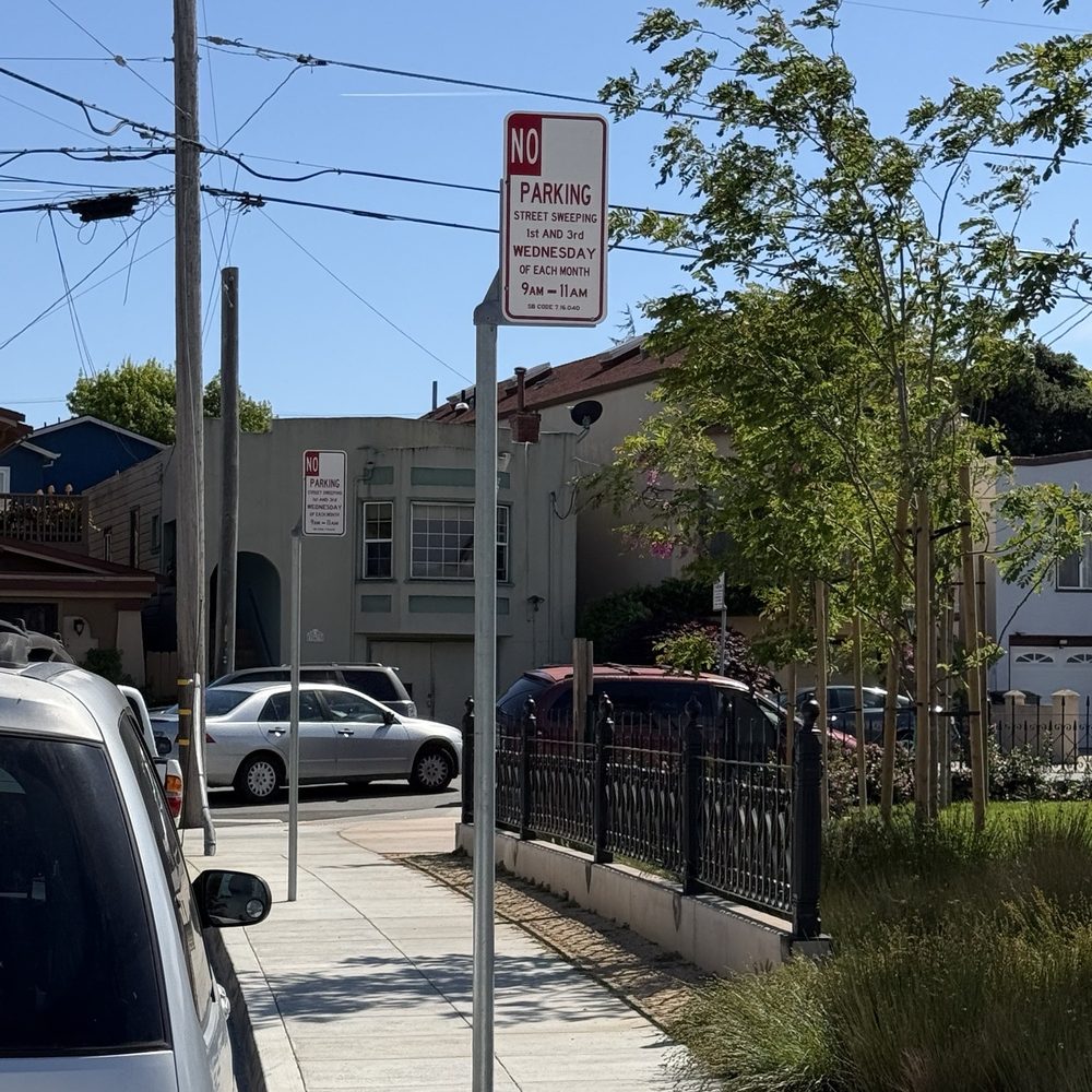 Florida Avenue Park - Parking available on surrounding residential streets - Parks Near Me - San Bruno, California Florida Avenue Park - Parking available on surrounding residential streets - Parks Near Me - San Bruno, California