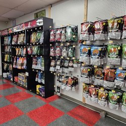 Smokey's Discount Tobacco Outlet - Pipe tobacco and cigarette tobacco.