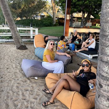 Enzo's on the Beach - Restaurants Near Me - Hervey Bay, QLD