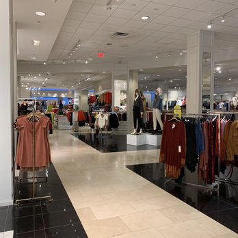 Forever 21 - Accessories Near Me - Woodbridge, Virginia