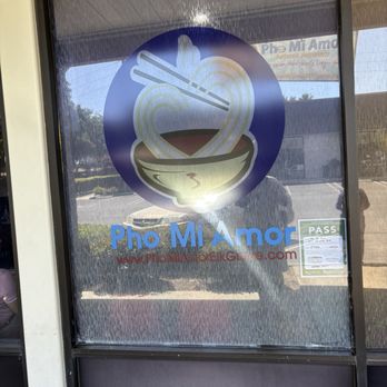 Pho Mi Amor - Outside signage - Vietnamese Near Me - Elk Grove, California