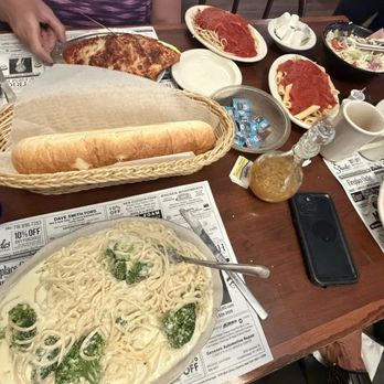 La Bella Sicilia - Fettuccini Alfredo (left), Eggplant Parmesan (top), Tripe (right), fresh bread - Pizza Near Me - Buffalo, New York La Bella Sicilia - Fettuccini Alfredo (left), Eggplant Parmesan (top), Tripe (right), fresh bread - Pizza Near Me - Buffalo, New York