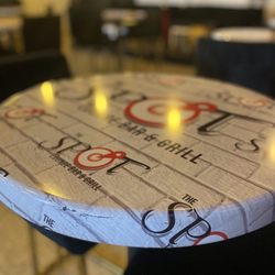 The Spot Lounge Bar & Grill - Nice Table