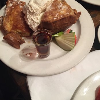 Twisted Fork - Brioche French toast - French Near Me - Vancouver, British Columbia