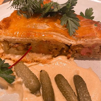 7 Acre BarnGrill - Country Pate en Croute - New American Near Me - Alpharetta, Georgia