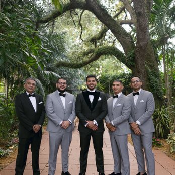 Sartori Amici - Men's Clothing Near Me - Coral Gables, Florida Sartori Amici - Men's Clothing Near Me - Coral Gables, Florida