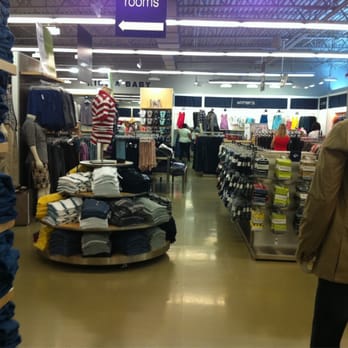 Gap Factory - Men's Clothing Near Me - Las Vegas, Nevada Gap Factory - Men's Clothing Near Me - Las Vegas, Nevada