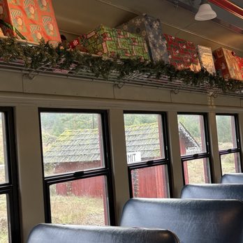 Skunk Train - Trains Near Me - Willits, California