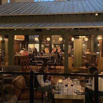 Old Hickory Steakhouse - a view of the dining area - Steakhouses Near Me - Kissimmee, Florida