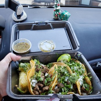 La Bufadora Baja Grill Irwindale - xmas tacos yumm - Mexican Near Me - Irwindale, California