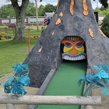 Mars-Bethel Golf - Mini Golf Course - Mini Golf Near Me - Mars, Pennsylvania Mars-Bethel Golf - Mini Golf Course - Mini Golf Near Me - Mars, Pennsylvania