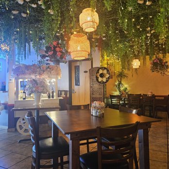 De Oro La Puerta - Table setup - Mexican Near Me - Brea, California De Oro La Puerta - Table setup - Mexican Near Me - Brea, California