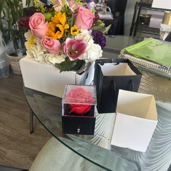 Last Minute Florists - Florists Near Me - Carson, California Last Minute Florists - Florists Near Me - Carson, California