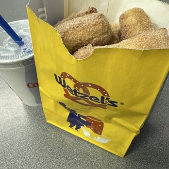Wetzel's Pretzels - Best Wetzel's location!! The manager and workers are so nice, always hooking it up with fresh pretzels on the boulevard - Pretzels Near Me - Los Angeles, California Wetzel's Pretzels - Best Wetzel's location!! The manager and workers are so nice, always hooking it up with fresh pretzels on the boulevard - Pretzels Near Me - Los Angeles, California