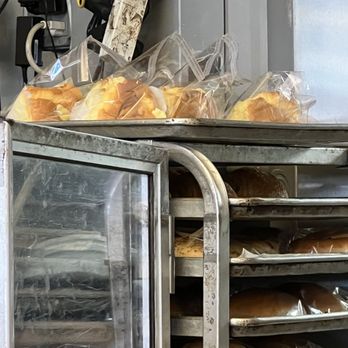 New Cameron Bakery - Bakeries Near Me - Chinatown, New York