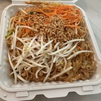 Sweet Rice - Chicken Pad Thai Noodles - Laotian Near Me - Auburn, Washington Sweet Rice - Chicken Pad Thai Noodles - Laotian Near Me - Auburn, Washington