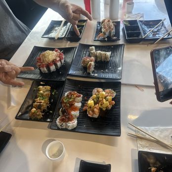2 Tha Joint Sushi - Sushi Bars Near Me - Reno, Nevada