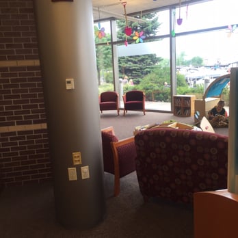 Neenah Public Library - Childrens' reading area - Libraries Near Me - Neenah, Wisconsin Neenah Public Library - Childrens' reading area - Libraries Near Me - Neenah, Wisconsin