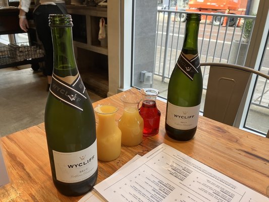 Crown Republic Gastropub by null