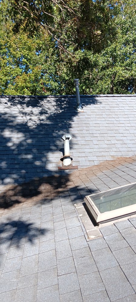 Slide of Drain rite gutter cleaning