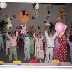 CreativeWorks for Children - Having a great time at one of our awesome birthday parties!