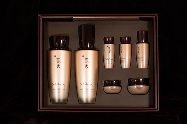 The Amore Union Cosmetic