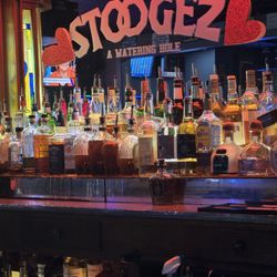 Stoogez