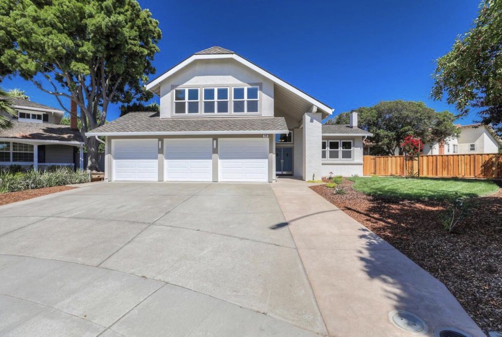 PERTRIA Updated October 2024 41 Reviews 720 University Ave, Los