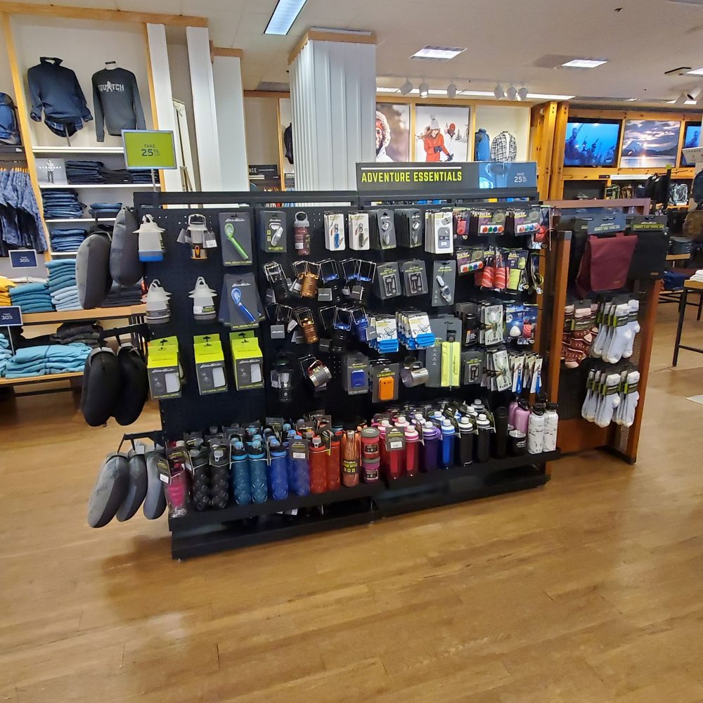 Eddie Bauer - Men's Clothing Near Me - Victoria, British Columbia Eddie Bauer - Men's Clothing Near Me - Victoria, British Columbia