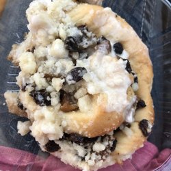 Bigoni's Pizza Barn - A Devine sweet roll!