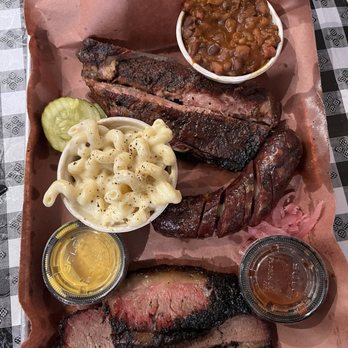 Hindsight BBQ - TEXAS TRINITY (Feeds 1-2, but I had the whole thing to myself) - Barbeque Near Me - Waterbury, Connecticut Hindsight BBQ - TEXAS TRINITY (Feeds 1-2, but I had the whole thing to myself) - Barbeque Near Me - Waterbury, Connecticut