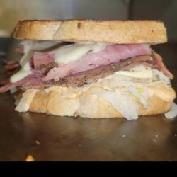The Russian Reuben - Pastrami Reuben