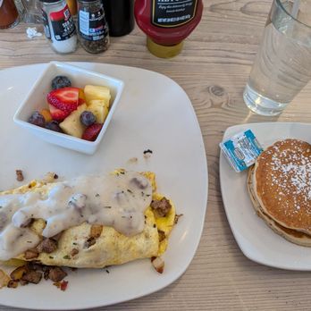 Barneys Cafe - Breakfast & Brunch Near Me - The Colony, Texas