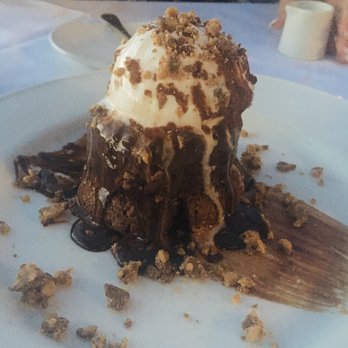 Peohe's - Lava Cake - Seafood Near Me - Coronado, California