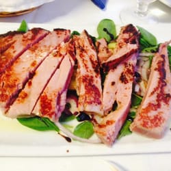 Cantina La Lonja del Pescado - Tonno alla piastra, 10€