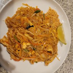 Thai Spice - Pad thai chicken